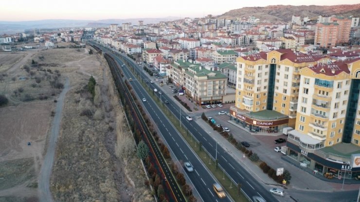 Nevşehir’de yenilenen yürüyüş yolu ve bisiklet yolu hizmete açıldı