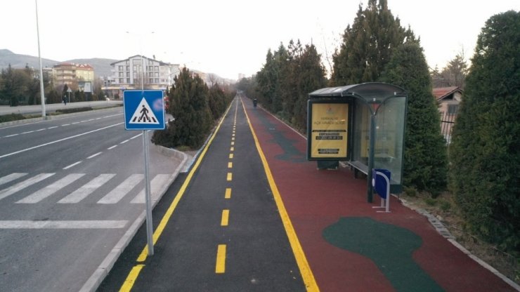 Nevşehir’de yenilenen yürüyüş yolu ve bisiklet yolu hizmete açıldı