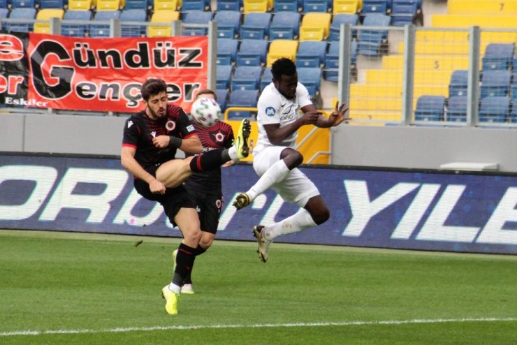 Süper Lig: Gençlerbirliği: 1 - A.Hatayspor: 1 (İlk yarı)