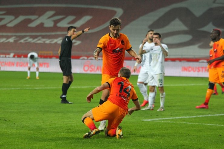 Süper Lig: Konyaspor: 4 - Galatasaray: 3 (Maç sonucu)