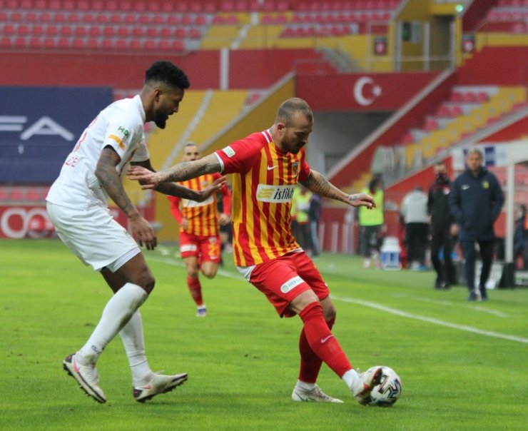 Süper Lig: Kayserispor: 1 - Yeni Malatyaspor: 0 (Maç Sonucu)