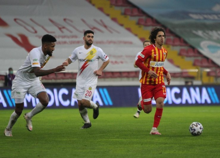 Süper Lig: Kayserispor: 1 - Yeni Malatyaspor: 0 (Maç Sonucu)