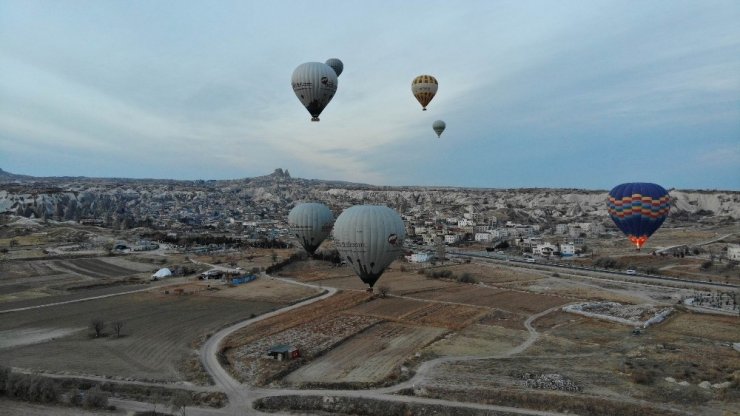 Kapadokya’da balon turları iptal edildi