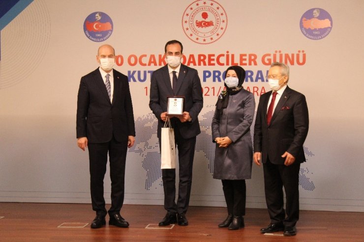 10 Ocak İdareciler Günü ödülleri sahiplerine takdim edildi