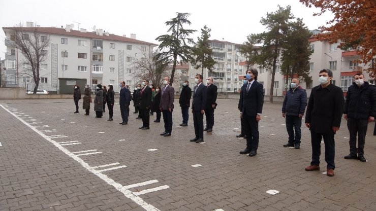 Çankırı’da ders zili çaldı, İstiklal Marşı okundu