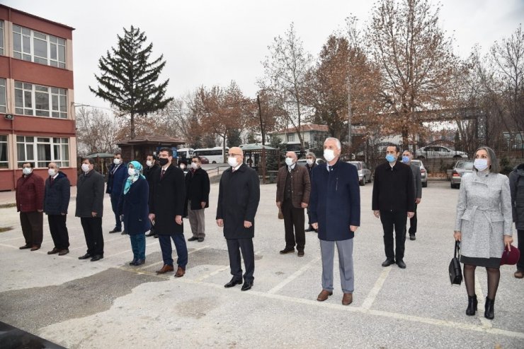 Konya’da okul bahçesinde İstiklal Marşı okundu