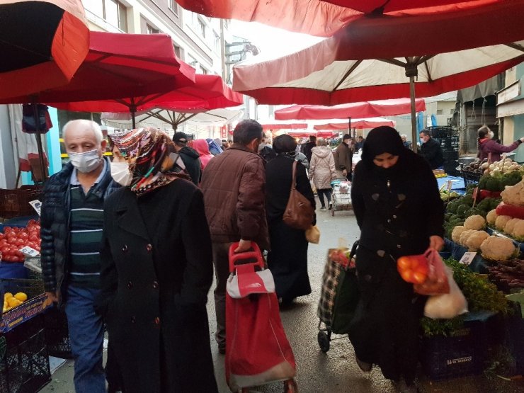 Pazarlar sabah boş, akşam tıklım tıklım dolu