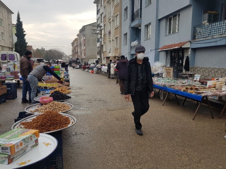 Pazarlar sabah boş, akşam tıklım tıklım dolu