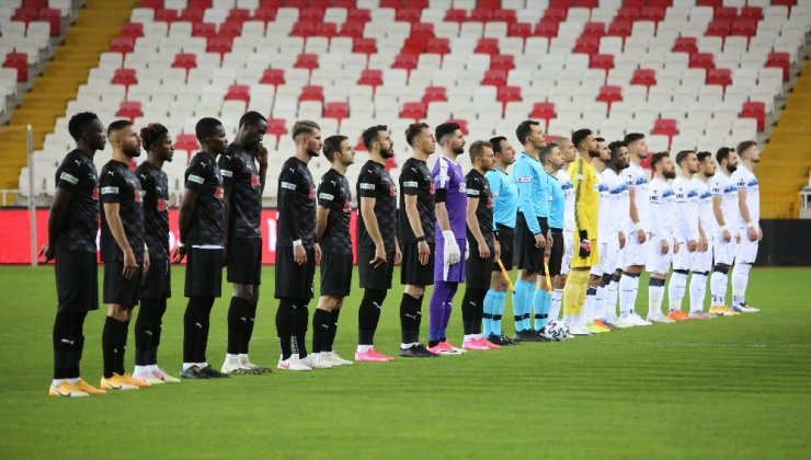 Ziraat Türkiye Kupası: D.G. Sivasspor: 1 - Adana Demirspor: 1 (İlk yarı)