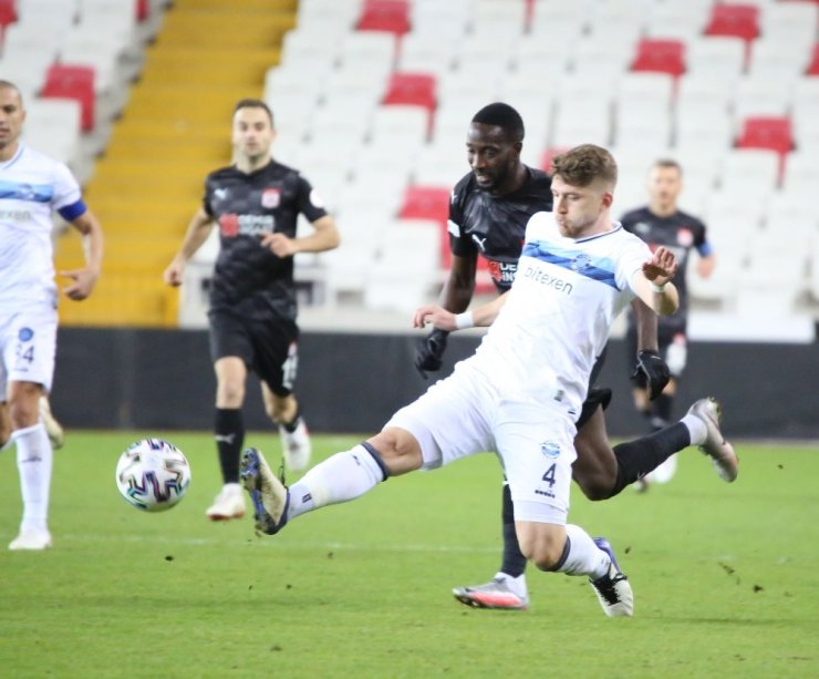 Ziraat Türkiye Kupası: D.G. Sivasspor: 2 - Adana Demirspor: 1 (Maç sonu)