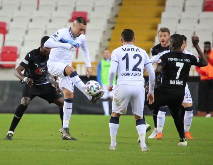 Ziraat Türkiye Kupası: D.G. Sivasspor: 2 - Adana Demirspor: 1 (Maç sonu)