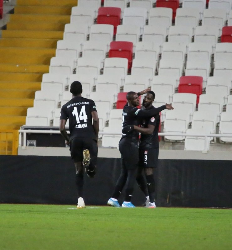 Ziraat Türkiye Kupası: D.G. Sivasspor: 2 - Adana Demirspor: 1 (Maç sonu)