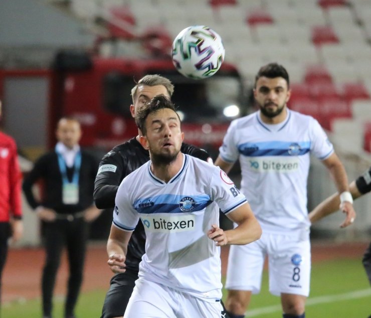 Ziraat Türkiye Kupası: D.G. Sivasspor: 1 - Adana Demirspor: 1 (İlk yarı)