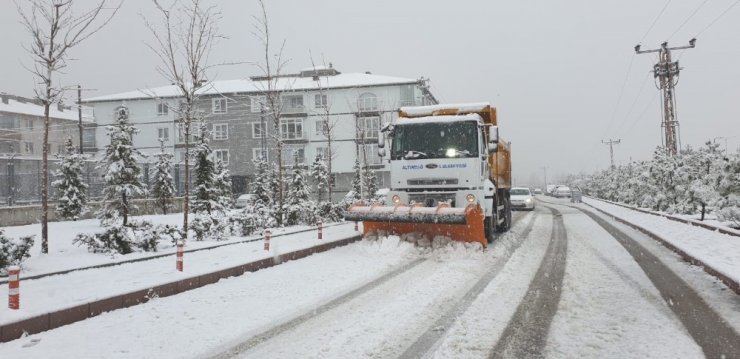 Altındağ Belediyesi kar teyakkuzunda