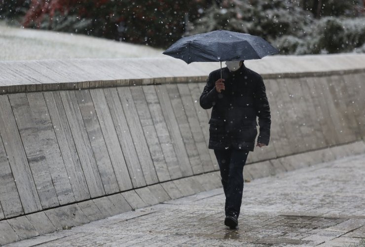 Ankara’dan kar manzaraları