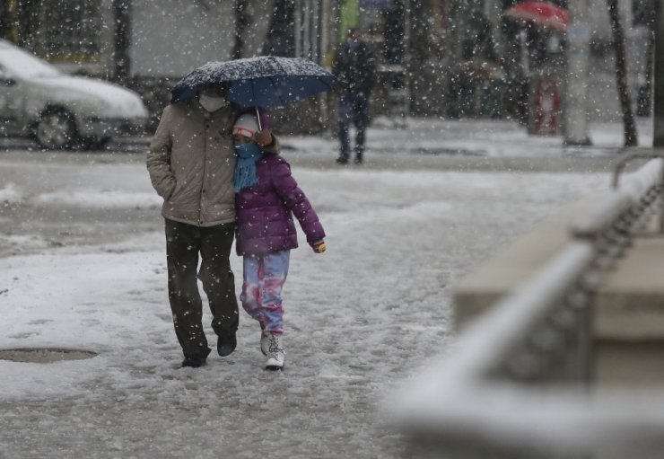 Ankara’dan kar manzaraları