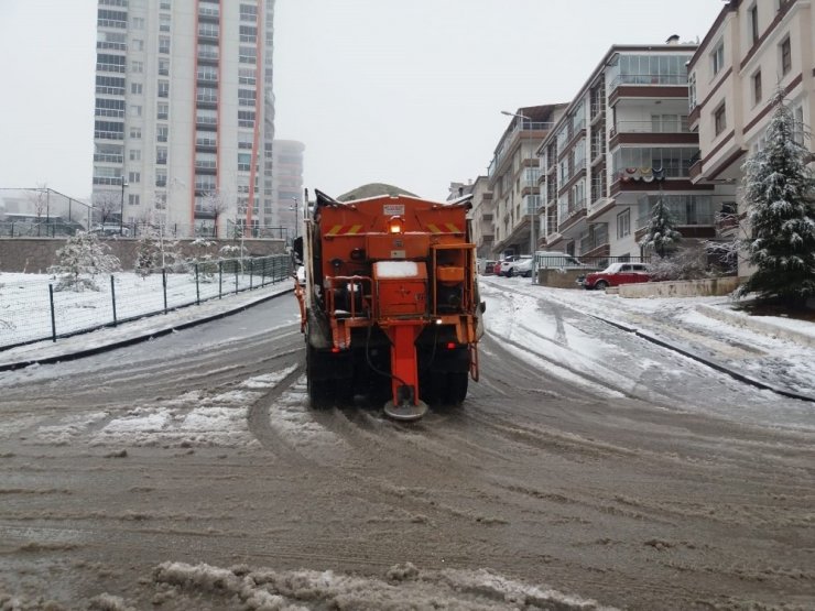 Keçiören Belediyesi 2021’in ilk karı için teyakkuzda