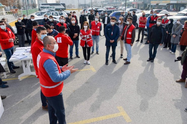 Meram Belediyesinden Kızılay’a destek