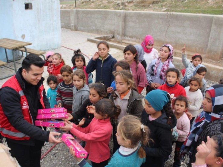 Alperen Ocakları Vakfı’ndan Suriye’deki Türkmenlere yardım