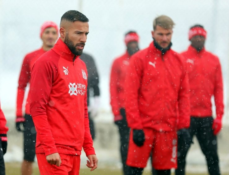 Yasin Öztekin, Sivasspor’a veda etti!