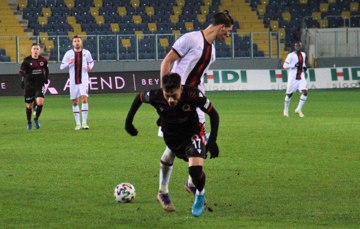 Süper Lig: Gençlerbirliği: 1 - Fatih Karagümrük: 3 (Maç sonucu)