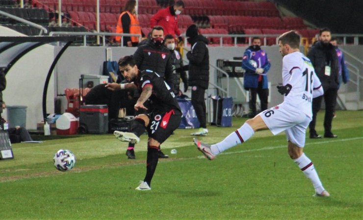 Süper Lig: Gençlerbirliği: 1 - Fatih Karagümrük: 3 (Maç sonucu)