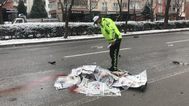 Otomobilin çarptığı gazete dağıtıcısı hayatını kaybetti