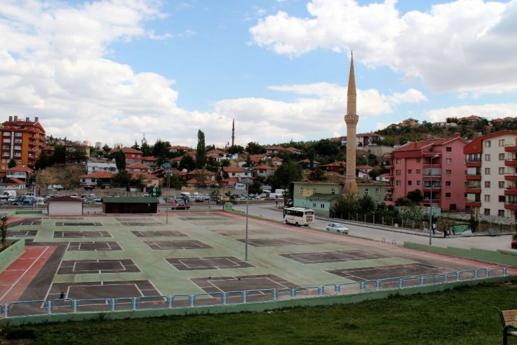 Çankaya’da 3 pazaryerinin daha üstü kapanıyor