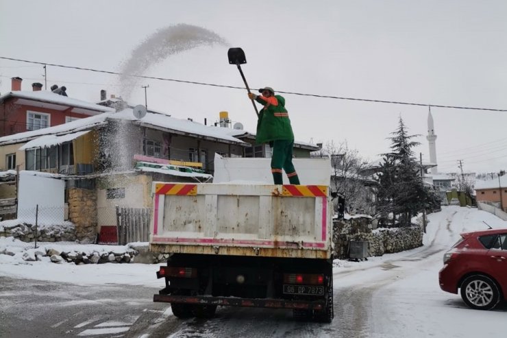 Çankaya’da karla mücadele