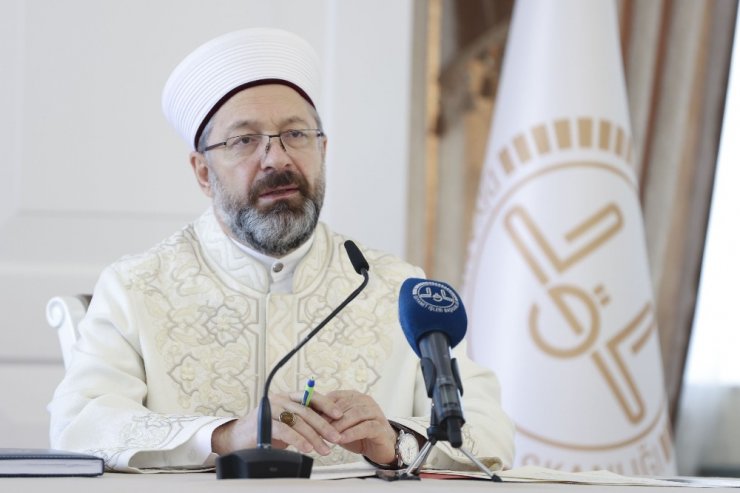 Diyanet İşleri Başkanı Erbaş: "Çocuklara, gençlere ve aileye yönelik hizmetlerimizi en ileri noktaya taşımalıyız"