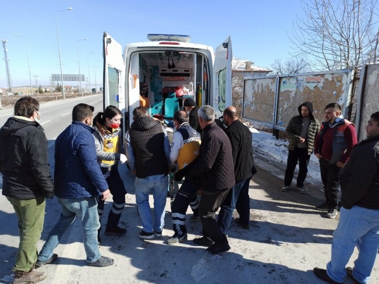 Aksaray’da otomobiller çarpıştı: 3 yaralı