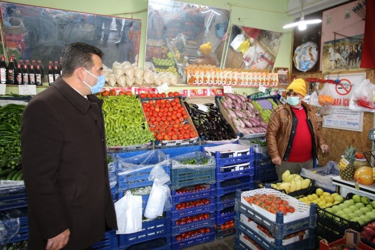 Zabıta ekipleri Hacılar’da fırın ve bakkallarda denetim yaptı