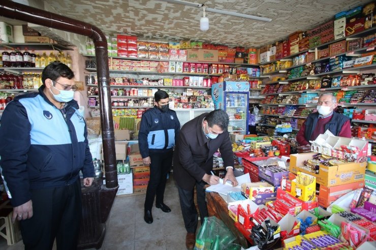 Zabıta ekipleri Hacılar’da fırın ve bakkallarda denetim yaptı