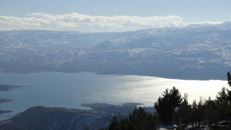 Toroslar gelinliğini giydi