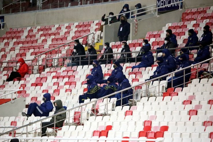 Süper Lig: Sivasspor: 1 - Fenerbahçe: 1 (Maç sonucu)