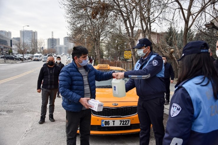 Büyükşehir esnafa hijyen desteğini sürdürüyor