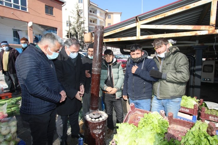 Başkan Özdoğan ilçe pazar esnafını ziyaret etti