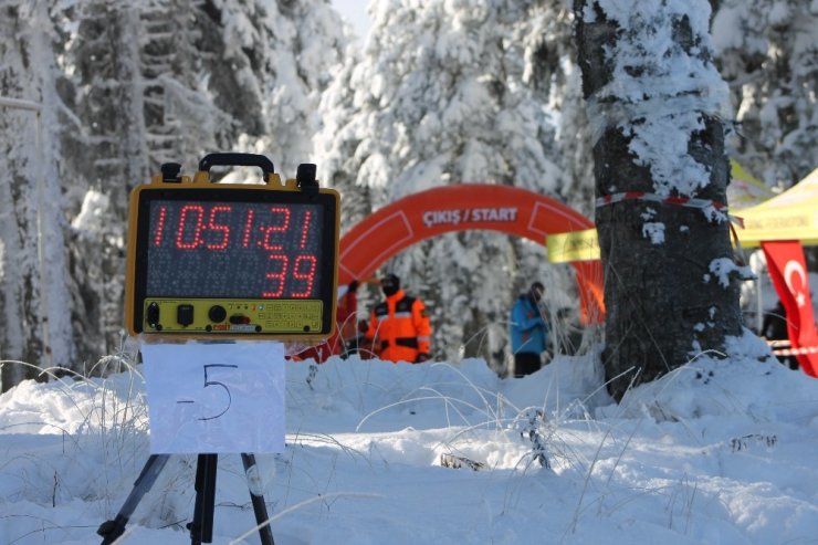 Ilgaz Dağı’nda Kayakla Oryantiring Yarışması yapıldı