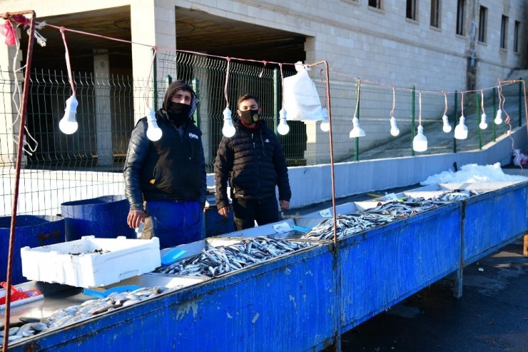 Mamak Belediyesi Kartaltepe Pazarı’nı hizmete açtı