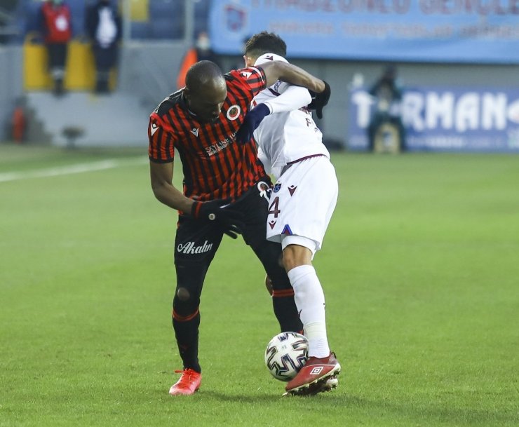 Süper Lig: Gençlerbirliği: 1 - Trabzonspor: 2 (Maç sonucu)