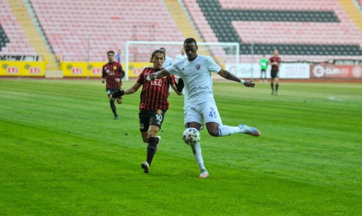 TFF 1. Lig: Eskişehirspor: 0 - Ankaraspor: 0