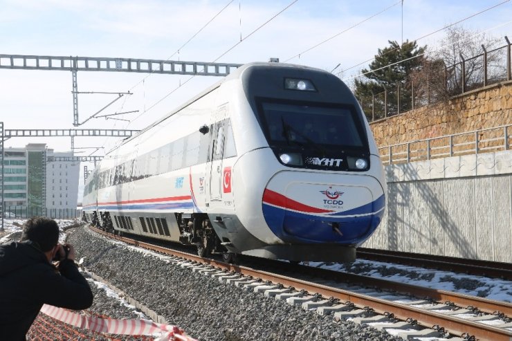 Hayal gerçek oldu, Yüksek Hızlı Tren Sivas’ta