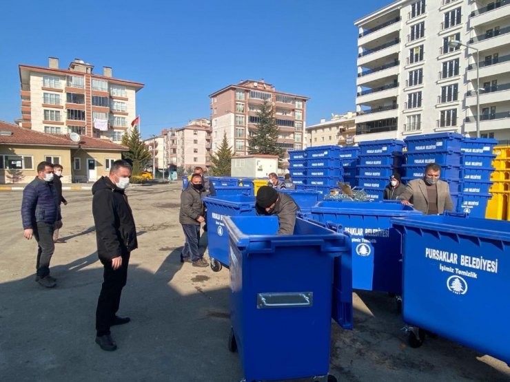 Pursaklar’a yeni nesil çöp konteynerleri