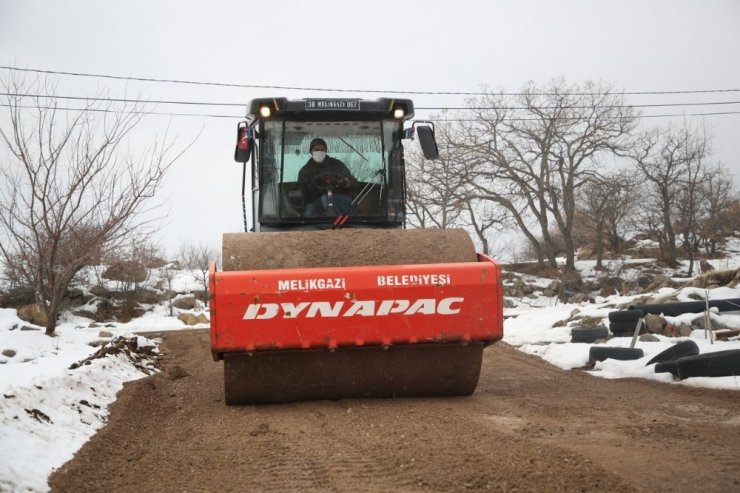 Hisarcık’ta yeni bağlantı yolunda çalışmalar başladı