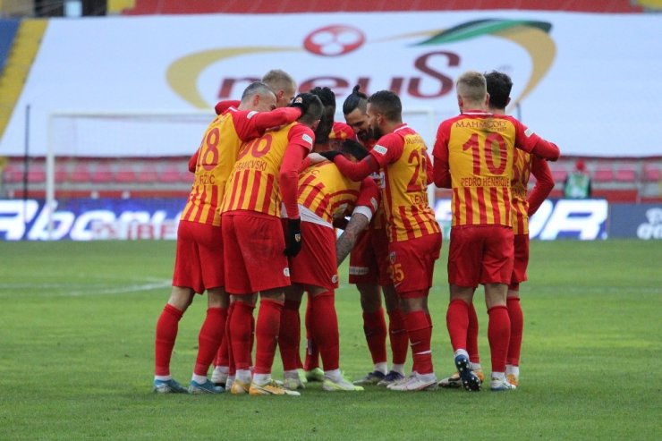 Kayserispor ilk yarıda 19 puan topladı