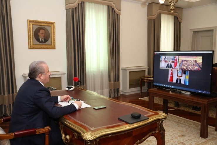 TBMM Başkanı Şentop, Ahmet Yesevi Üniversitesi ikinci dönem açılışına katıldı