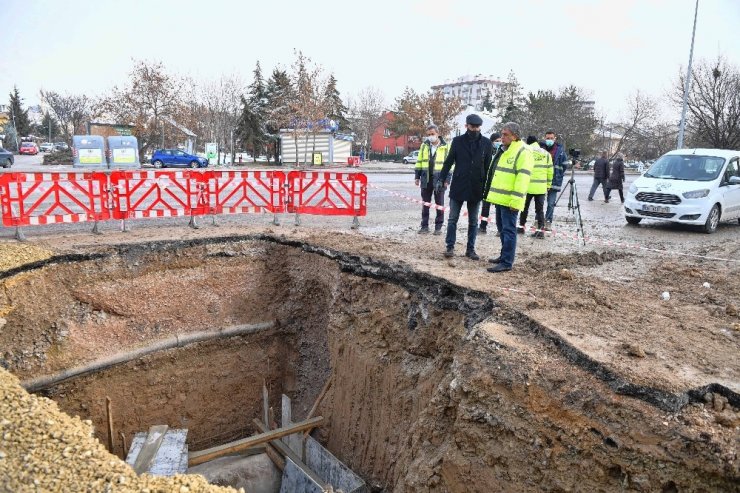 ASKİ’den Ankara Çayı’nda temizlik