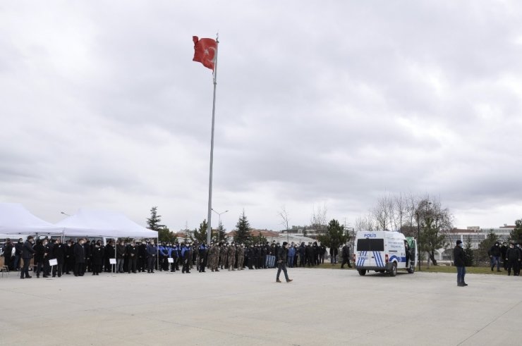 Polis memuruna hüzünlü veda