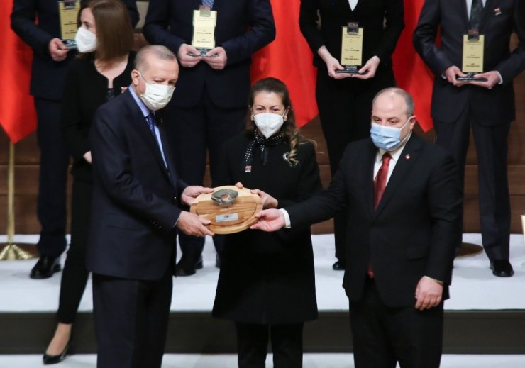 Cumhurbaşkanı Erdoğan: "ABD ve Çin’den sonra COVİD-19 konusunda en çok aşı projesi yürüten üçüncü ülke durumundayız"