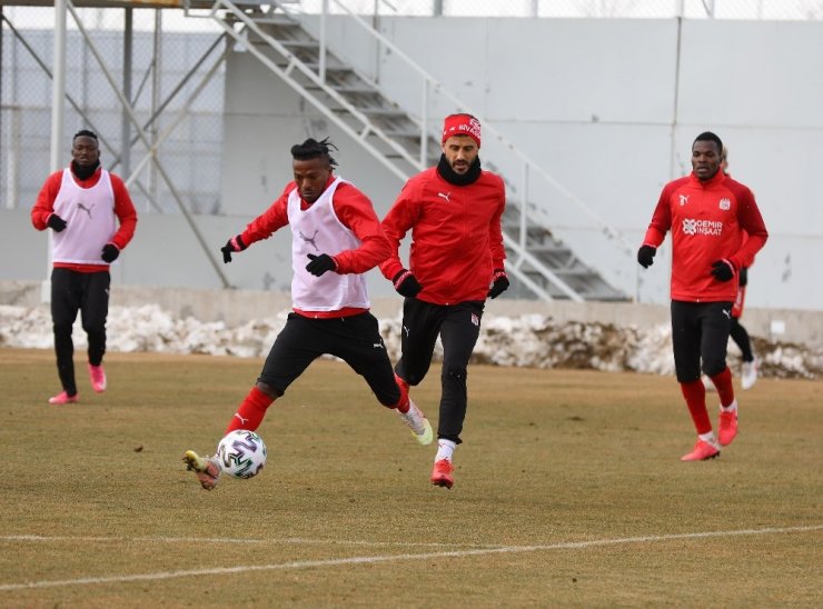 Sivasspor, Alanya hazırlıklarını sürdürdü